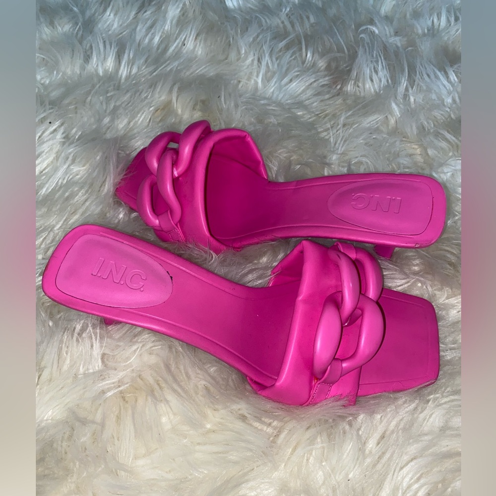 Pink kitten heels